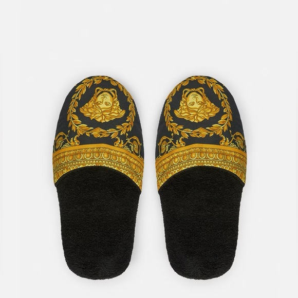 New Versace I ♡ BAROQUE SLIPPERS Size: SMALL ( 7US) S: 23 cm - Picture 2 of 8
